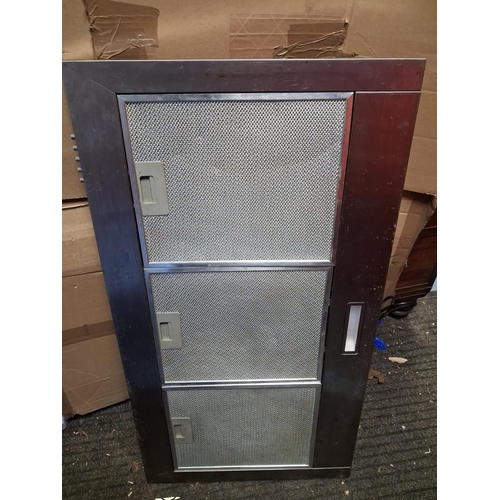 41 - Gas Smeg Range Cooker With Extractor Hood Needs Cleaning