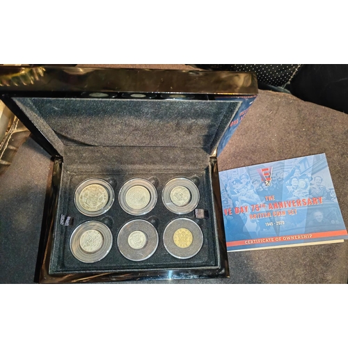 271 - 75Th Anniversary Ve Day Coin Set Complete 1945