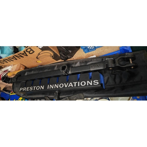 225 - Offbox X 36 Snap Lock Kit Safe Std For Carp Fishing