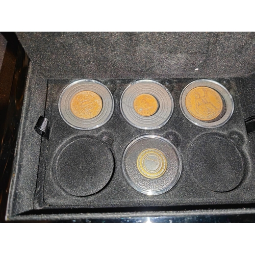 271 - 75Th Anniversary Ve Day Coin Set Complete 1945