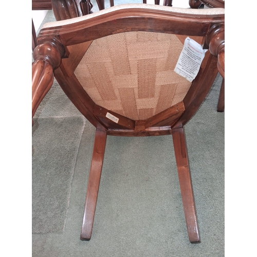 113 - Reprouction Wind Out Table With 2 Leaves And 6 Chairs