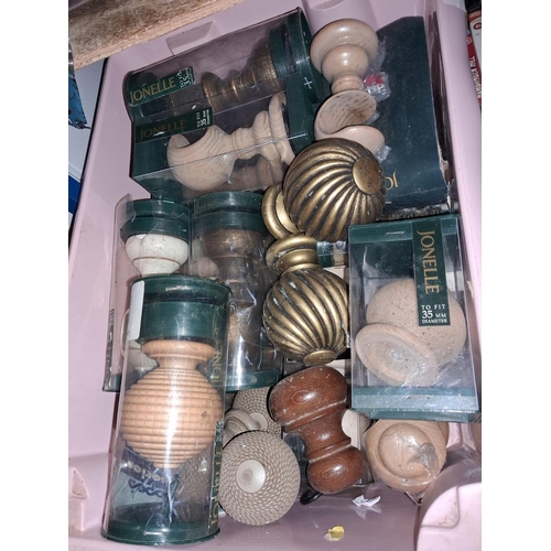 76 - Tub Of Curtain Rail Accessories Wooden And Metal