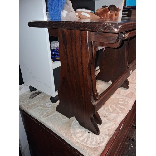 84 - Solid Wood Nest Of Tables 1 X 38