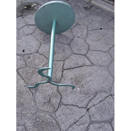 110 - Small Oval Metal And Ceramic Side Table