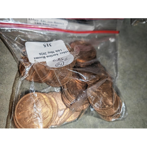 315 - 40 X Qe2 1967 Pennies Lots Of Luster