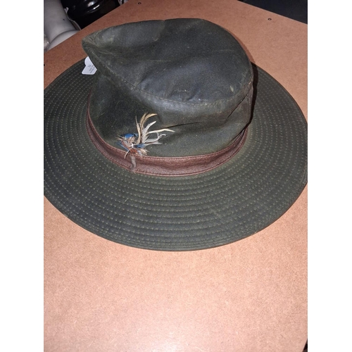 32 - Barbour Wax Cotton Bush Hat Size Medium
