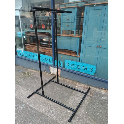 74 - Telescopic Pull Up Exercise Machine