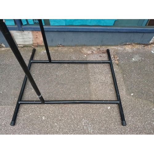 74 - Telescopic Pull Up Exercise Machine