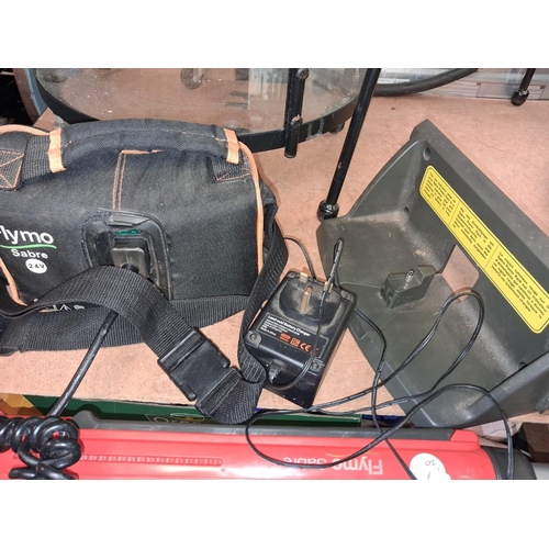 76 - Flymo Extendable Hedge Trimmer With 24V Battery Fully Working