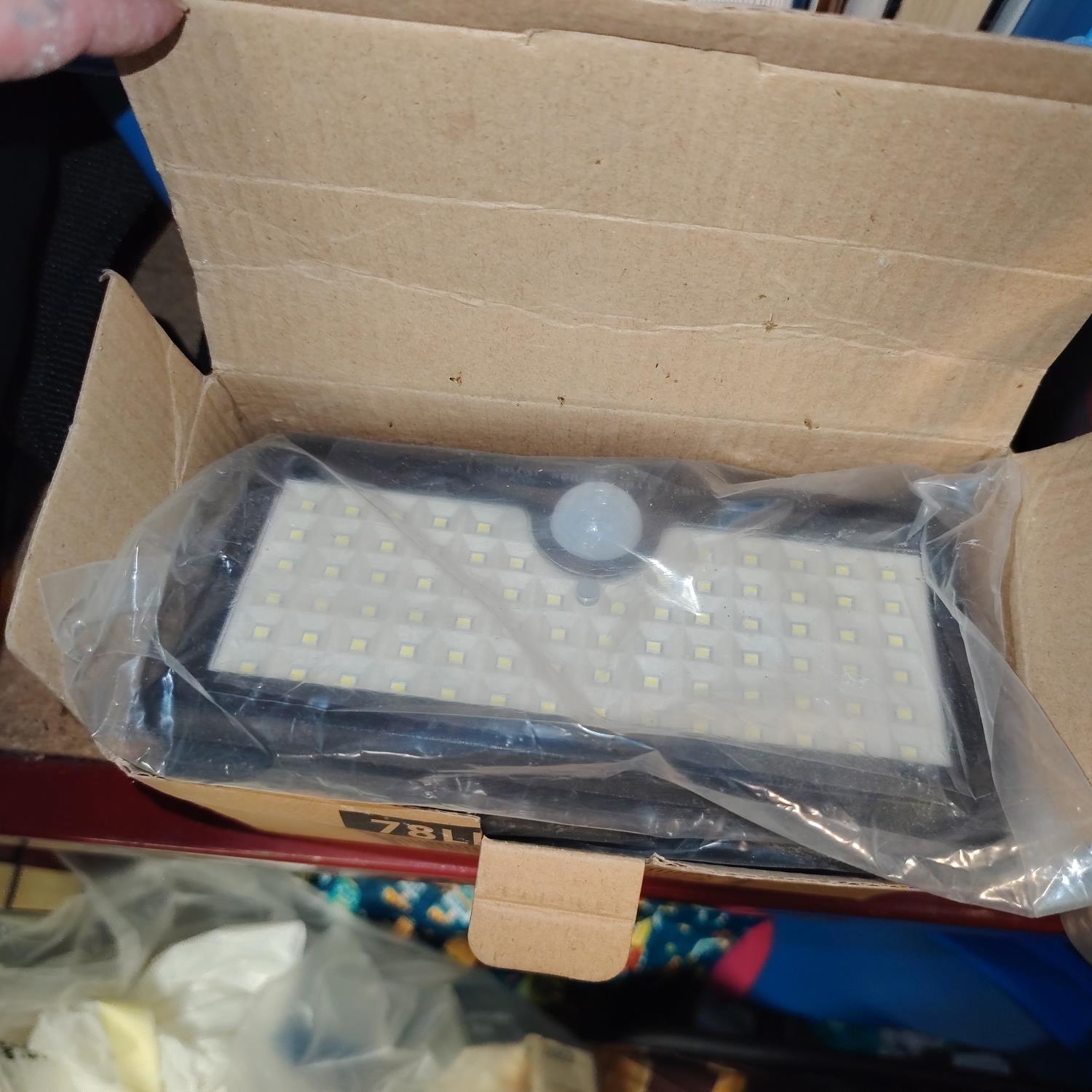 Motion Solar Light In Box