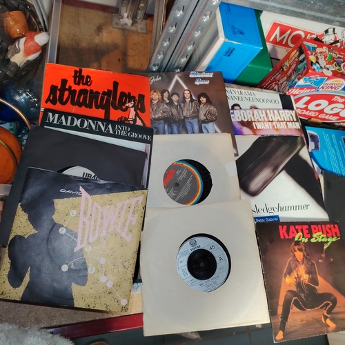 Box Of Single Records Including David Bowie, Status Quo, Pink Floyd Etc