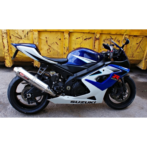 6 - Suzuki GSXR 1000,  DX06OPA, 7k mileage, v5 present, 2 previous owners, MOT expires September 2022, D... 