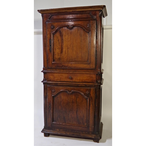 524 - Exceptional quality 18th century French fruitwood buffet deux corps fitted with cupboard doors and a... 