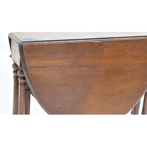 575 - Mid 19th century Howard & Sons mahogany Sutherland table, with oval top and turned supports, 72 x 91... 