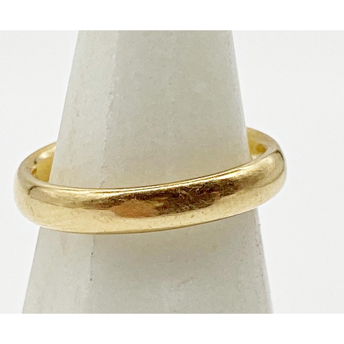 333 - Gold wedding band, hallmarks worn and indistinct. Size K approx. Weight 4 g approx.