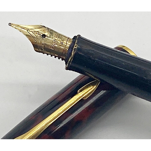 164 - Vintage Parker fountain pen with 18k gold nib, with six further Parker fountain pens with 14k gold n... 