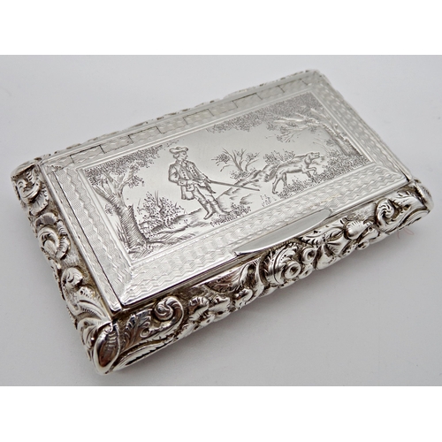 279 - Good quality early Victorian snuff box, the hinged lid engraved with huntsman and hound, chased flor... 