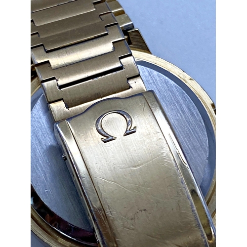 382 - 1970s Omega Day Date Quartz gold plated wristwatch, 36mm case, silvered dial with black hands and ba... 