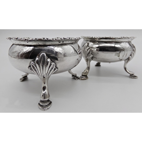 255 - Good quality pair of Victorian silver salts, hoof feet, gilt interiors, maker Thomas Wimbush, London... 