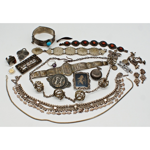 351 - A mixed lot of costume jewellery and bijouterie to include a sterling silver enamelled Siam brooch, ... 