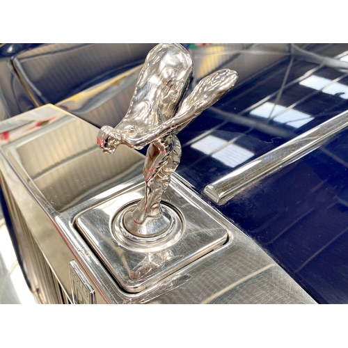 1 - Rolls Royce Silver Spur, C35BYX, 6750cc, 38k mileage, maple dashboard, blue leather upholstery, MOT ... 