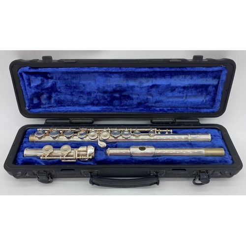 443 - Cased silver plated Selmer flute