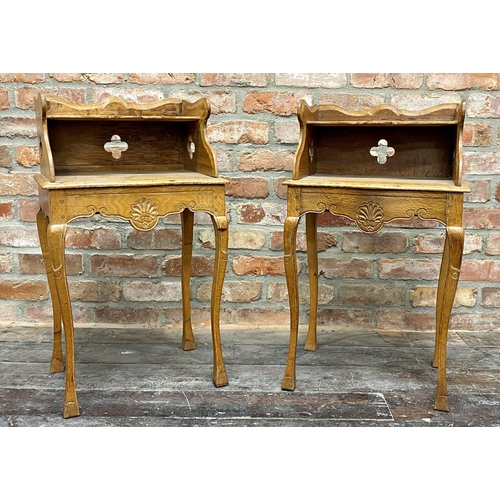 1186 - Pair of early 20th century French oak night stands, raised shelved gallery rail with pierced shamroc... 