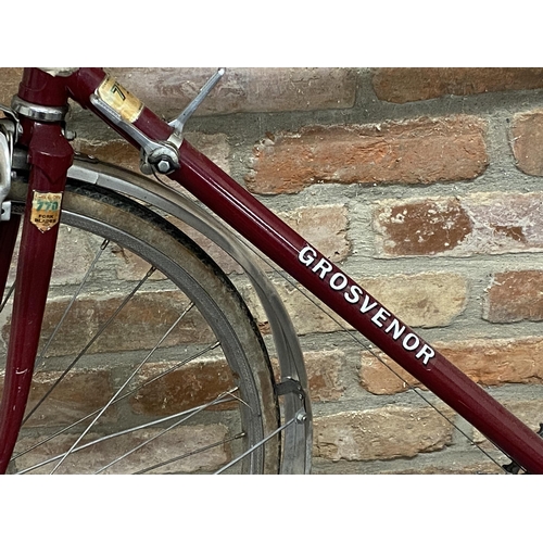 1002 - Vintage Falcon Grosvenor racing bike