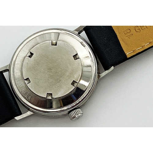 249 - Gents Jaeger-LeCoultre Club Automatic Steel Wristwatch,  32mm head not including the crown. With ste... 