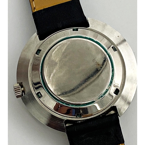 254 - Gents Jaeger - LeCoultre Club Automatic Wristwatch, head measures 42mm not including crown. Steel wa... 