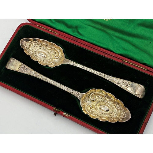 51 - Good pair of cased George III silver berry spoons, retailed by Searle & co, maker Richard Crossley &... 