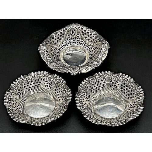 70 - Good quality late Victorian silver bonbon dish, maker Thomas Hayes, Birmingham 1898, 14cm diameter, ... 