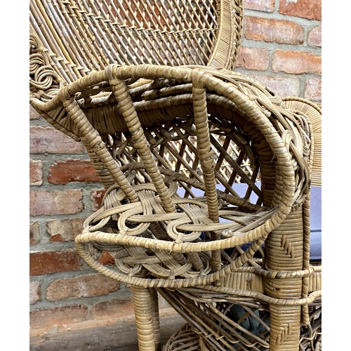 1293 - Large vintage wicker and rattan peacock chair, 148cm high x 111cm wide