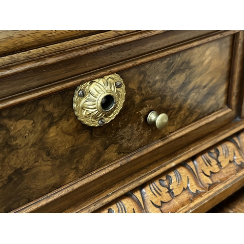 405 - Good walnut cased table top polyphon music box, playing 40cm discs, boxwood inlaid top with picture ... 