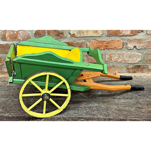 1107 - Folk Art scale model of a horse cart, with painted finish, 84cm long