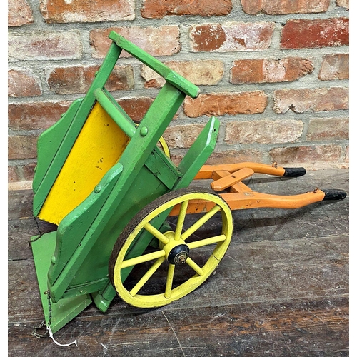 1107 - Folk Art scale model of a horse cart, with painted finish, 84cm long