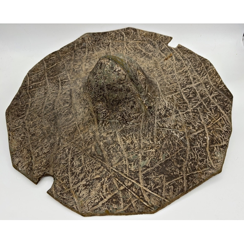 1136 - Taxidermy interest - Eastern shield made of elephant skin, 60cm diameter