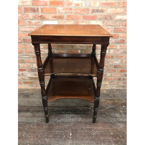 1424 - A good quality 19th century mahogany three tier buffet, the moulded top with two shelved under tiers... 