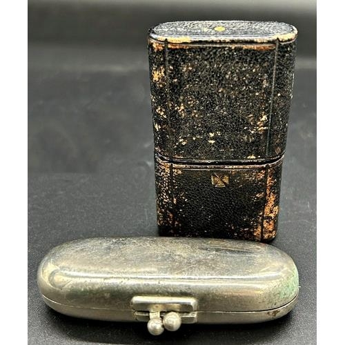 424 - Mixed apothecary lot - leather cased drug pouch with three test tubes inscribed 'Apomorphia', 'Morph... 