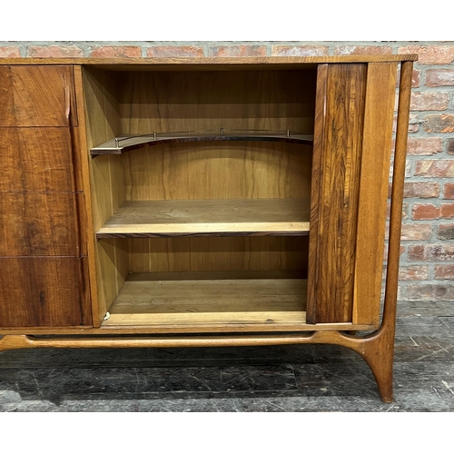 1189 - Good quality 1960s teak drinks cabinet, with tambour slide door, four graduated drawers and organic ... 