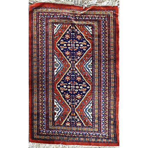 1417 - Good quality Tabriz rug, red ground, 160 x 100