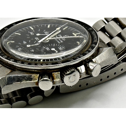 342 - A Gent's Omega Speedmaster Professional 'Moonwatch', stainless steel, Ref 145.022, c.1978, the black... 