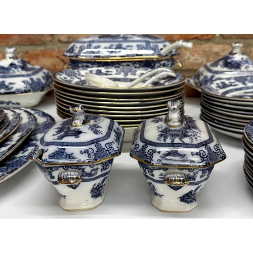 454 - Large collection of Cetem Ware 'Chang' flow blue dinnerware service, comprising various tureens, pla... 