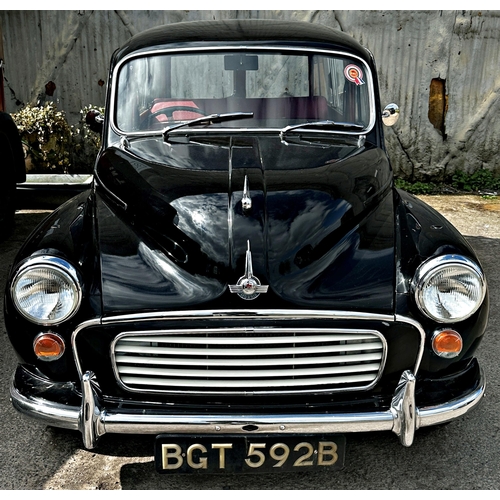 1 - 1960s Morris Traveller, BGT 592B, fully restored in wonderful order, date of first registration 1964... 