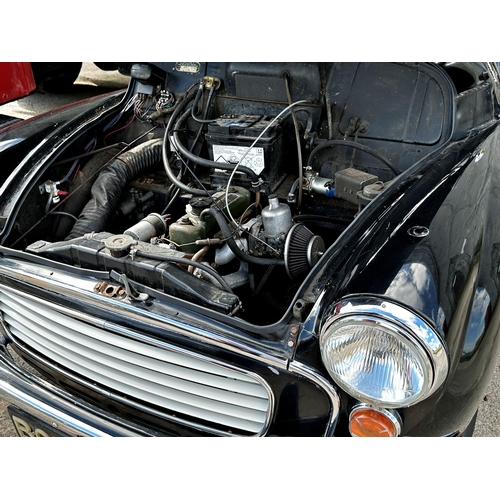 1 - 1960s Morris Traveller, BGT 592B, fully restored in wonderful order, date of first registration 1964... 