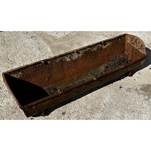 1051 - Cast iron trough or feeder, Length 127cm x Height 29cm x Width 35cm