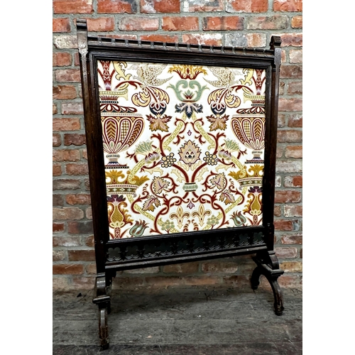 1369 - Good late 19th century Arts and Crafts screen, fitted with a silkwork panel over a repeating glaze s... 