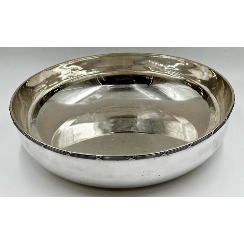 76 - Very Large 20th Century Silver Plated Fruit Bowl, with banded decoration to rim.
h10cm x w41cm