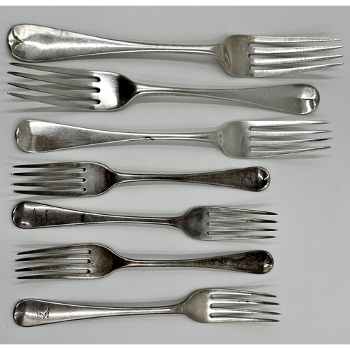 180 - Set of four Georgian silver dessert forks, arm and arrow crest, maker Solomon Hougham, London 1816, ... 