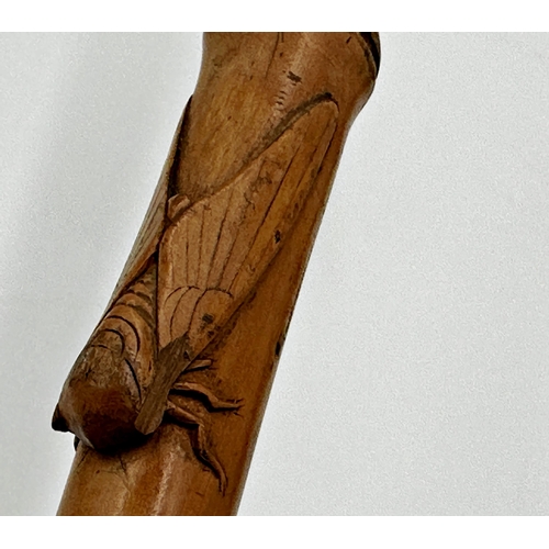 394 - Chinese bamboo walking stick, the shaft carved with a cicada, 101cm long